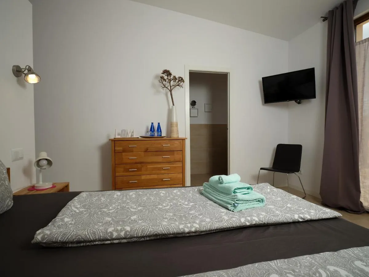 Agroturismo S Hort De Can Carrio Ag226 Ses Salines  Hotel