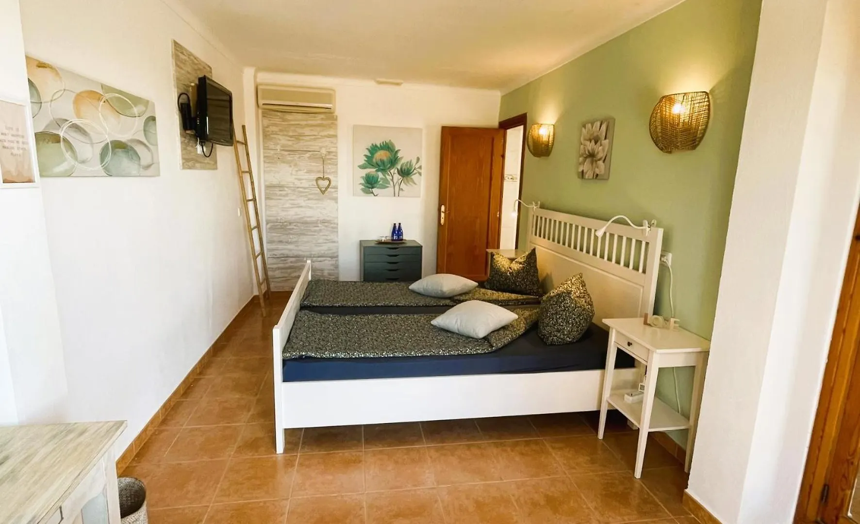 Agroturismo S Hort De Can Carrio Ag226 Ses Salines  Spain
